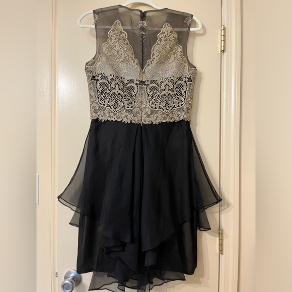 Marchesa Notte Size 8 Black and Gold Cocktail Dress - Picture 5 of 8